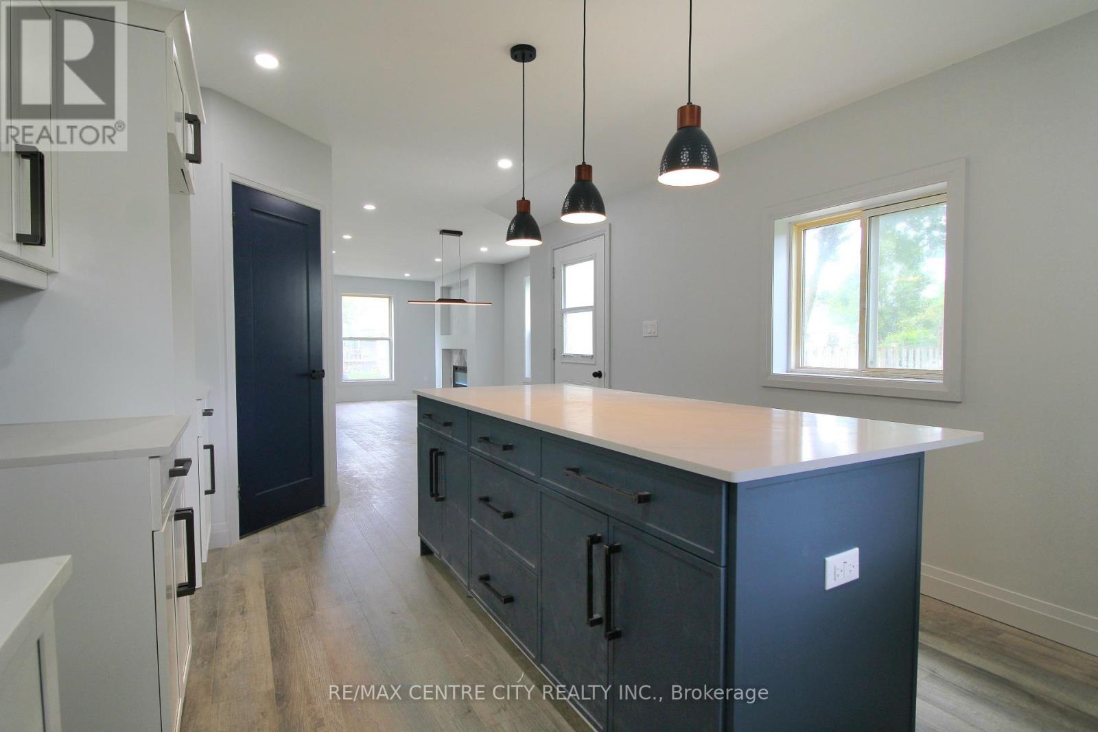 118 DELAWARE STREET - Image 6