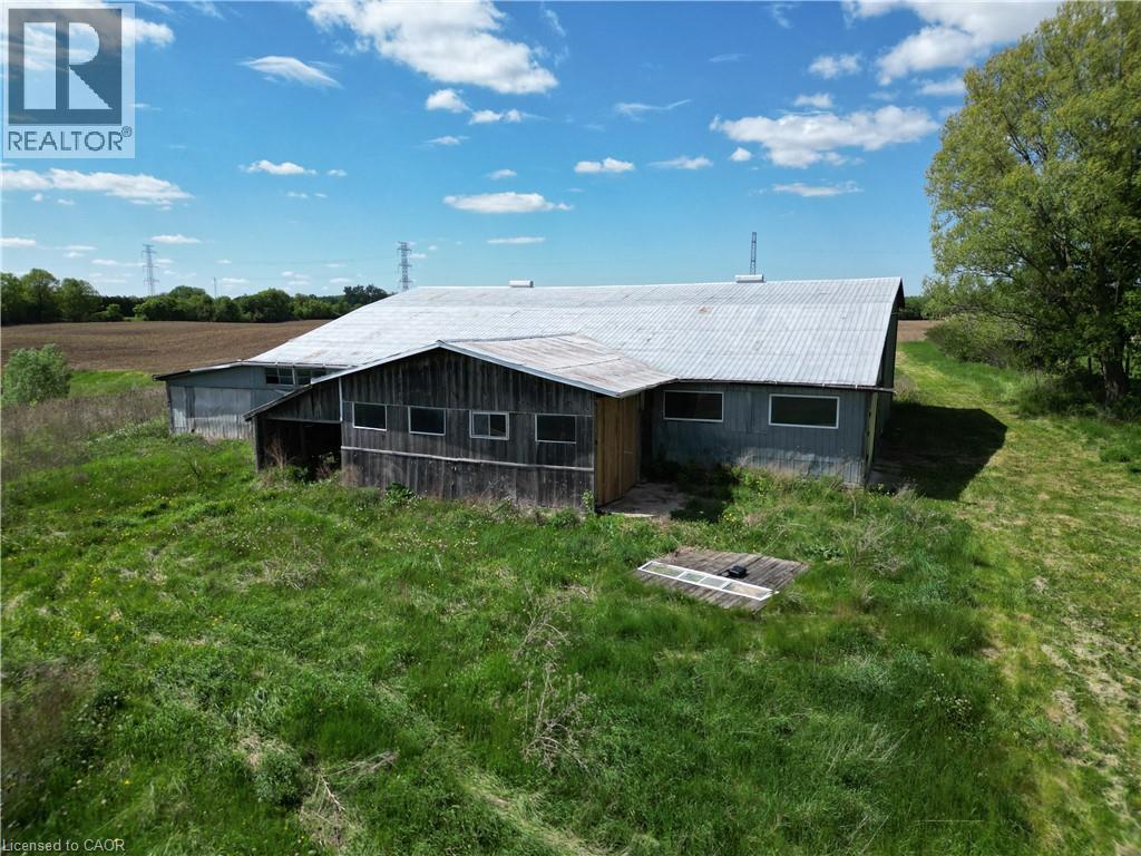 17 CEMETERY Road - 46