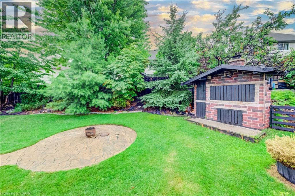 521 SNOWDROP Court - Image 38