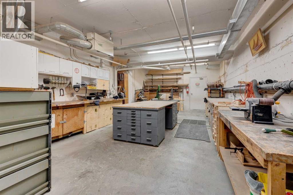#304 728 Country Hills Road NW - Image 35