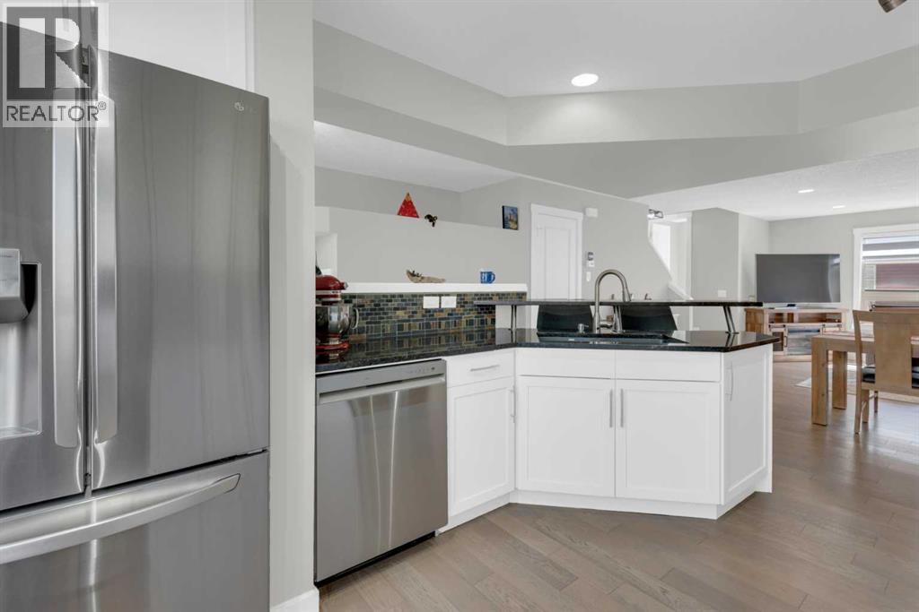 24 Aspen Hills Common SW - Image 3