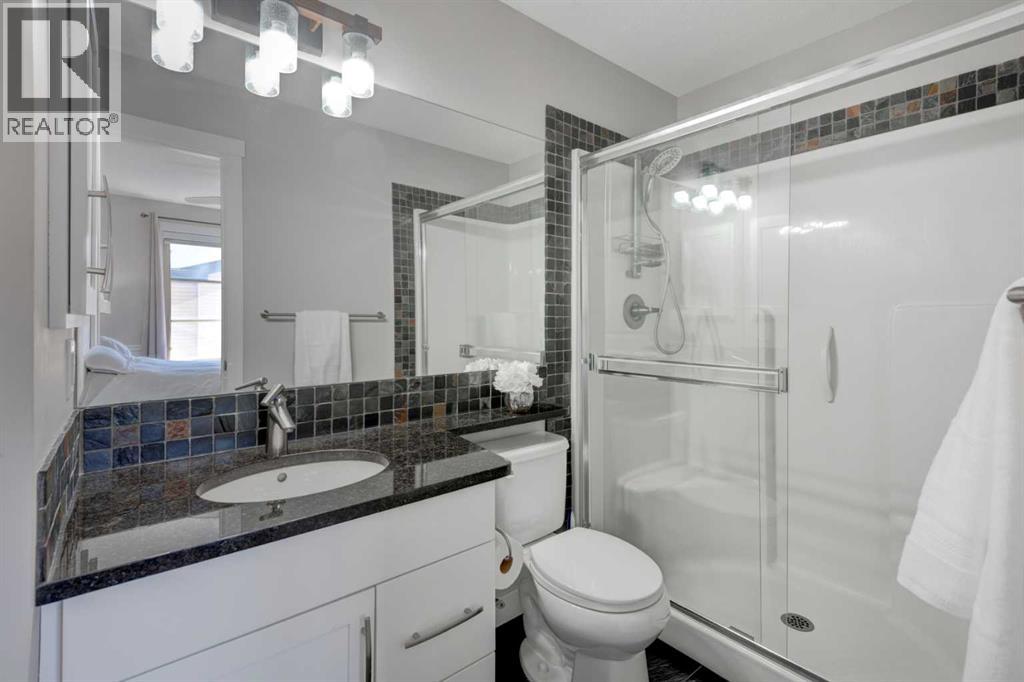 24 Aspen Hills Common SW - Image 14