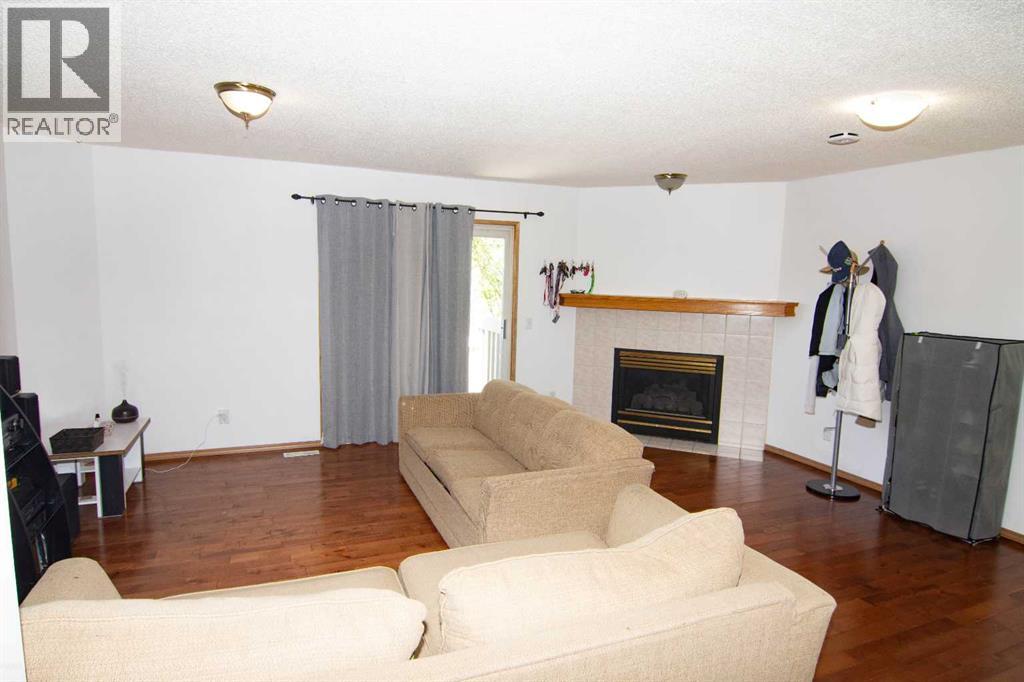 3850 Catalina Boulevard NE - 18