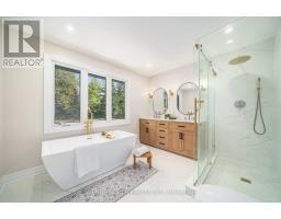 19 Newland Drive E, Ottawa, ON K2J3Z8 Photo 24