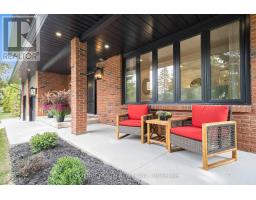 19 Newland Drive E, Ottawa, ON K2J3Z8 Photo 7