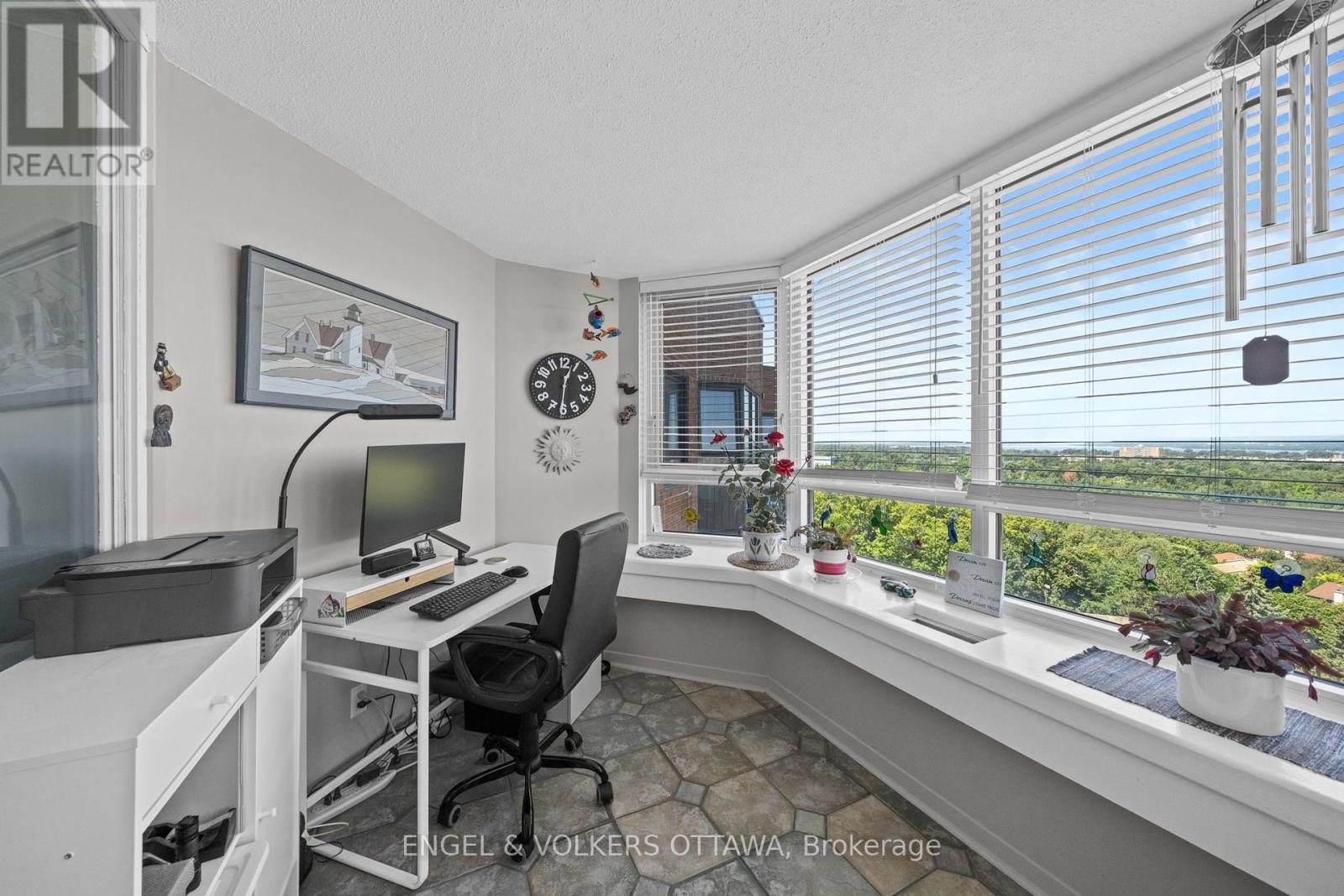 2 Bed, 2 Bath House for Sale in Ottawa – 1213 – 80 SANDCASTLE DRIVE, Ottawa – MLS# X13649986 - Image 10