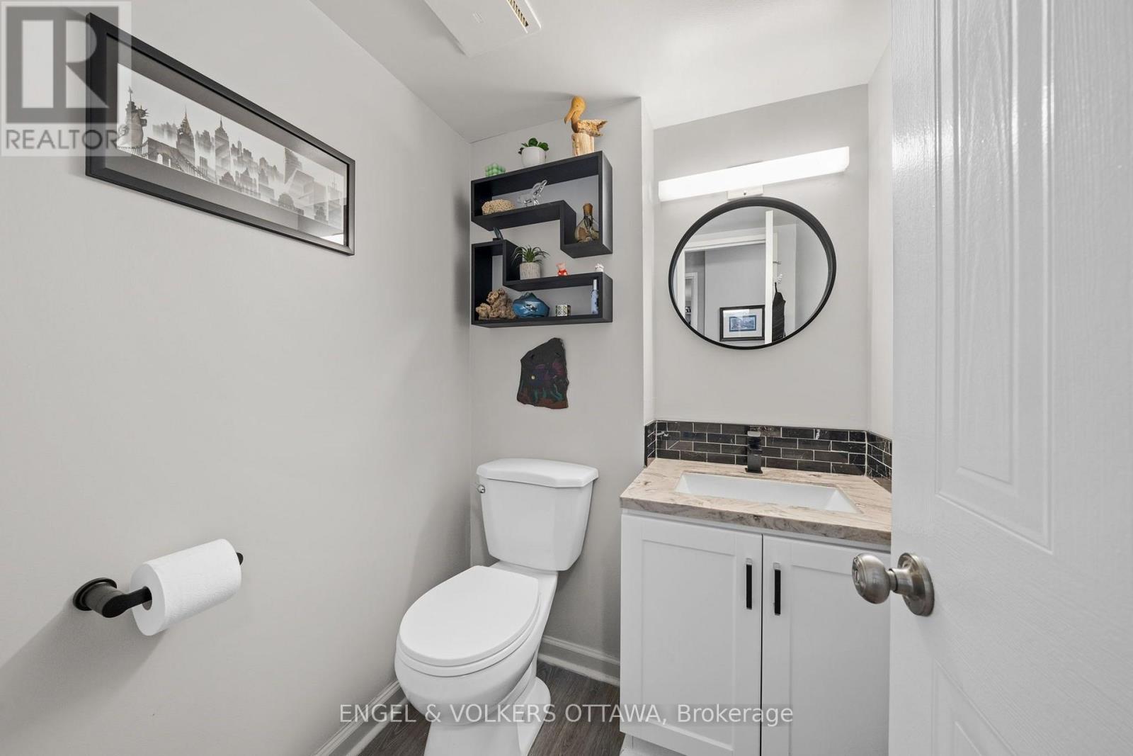 2 Bed, 2 Bath House for Sale in Ottawa – 1213 – 80 SANDCASTLE DRIVE, Ottawa – MLS# X13649986 - Image 16