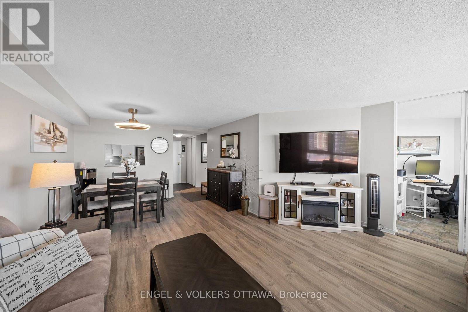 2 Bed, 2 Bath House for Sale in Ottawa – 1213 – 80 SANDCASTLE DRIVE, Ottawa – MLS# X13649986 - Image 8