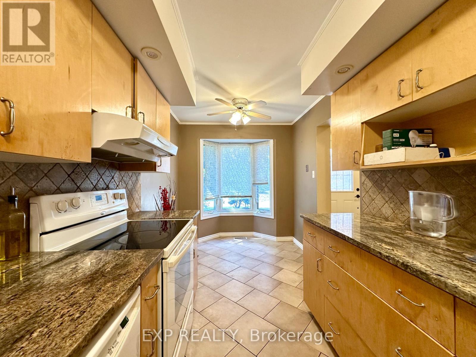 3 Bed, 2 Bath House for Rent in Ottawa – 35 BARRA AVENUE, Ottawa – MLS# X13650042 - Image 10