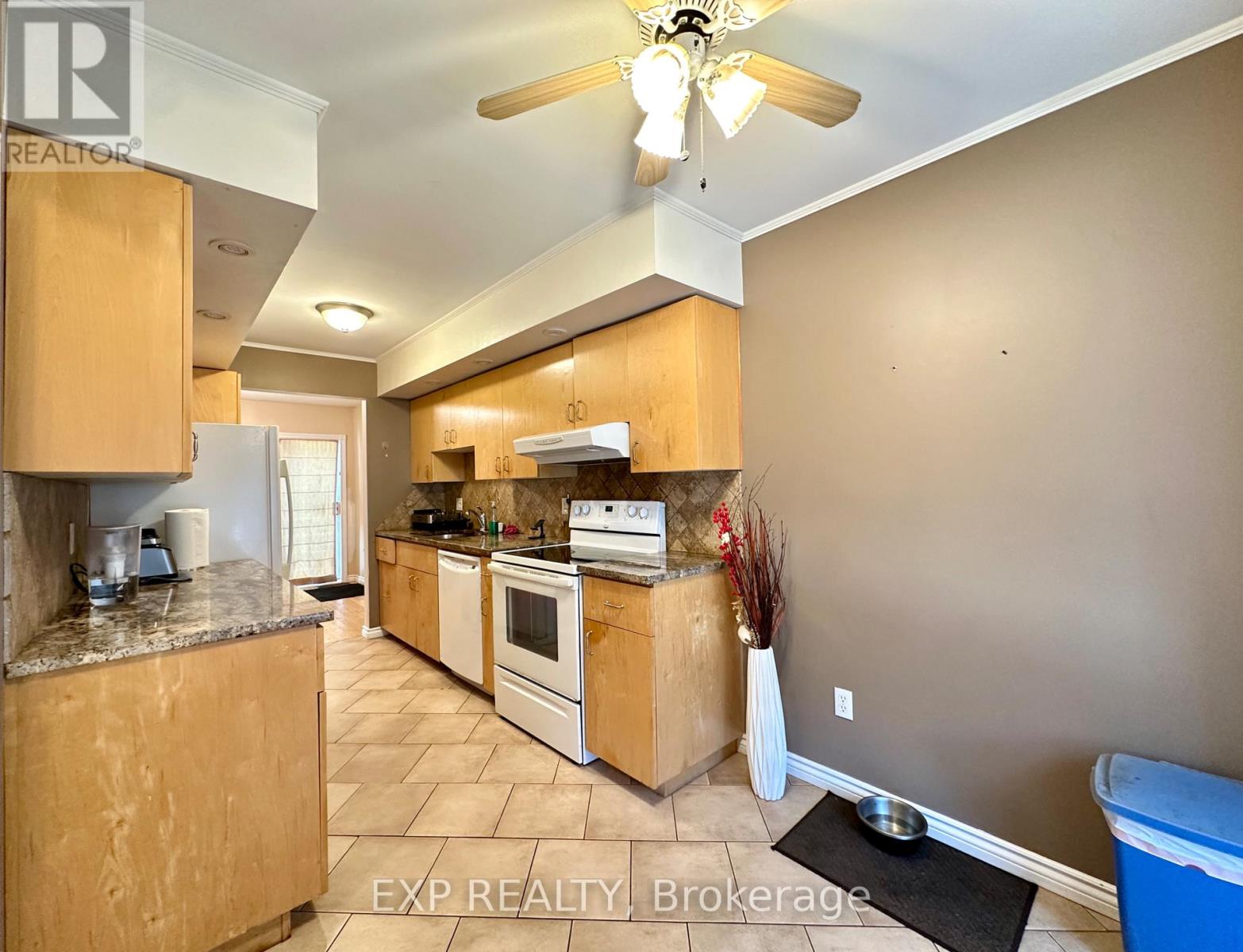 3 Bed, 2 Bath House for Rent in Ottawa – 35 BARRA AVENUE, Ottawa – MLS# X13650042 - Image 9