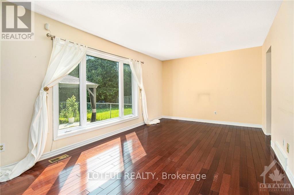 4 Bed, 2 Bath House for Rent in Ottawa – A – 75 DALEHURST DRIVE, Ottawa – MLS# X13650082 - Image 11