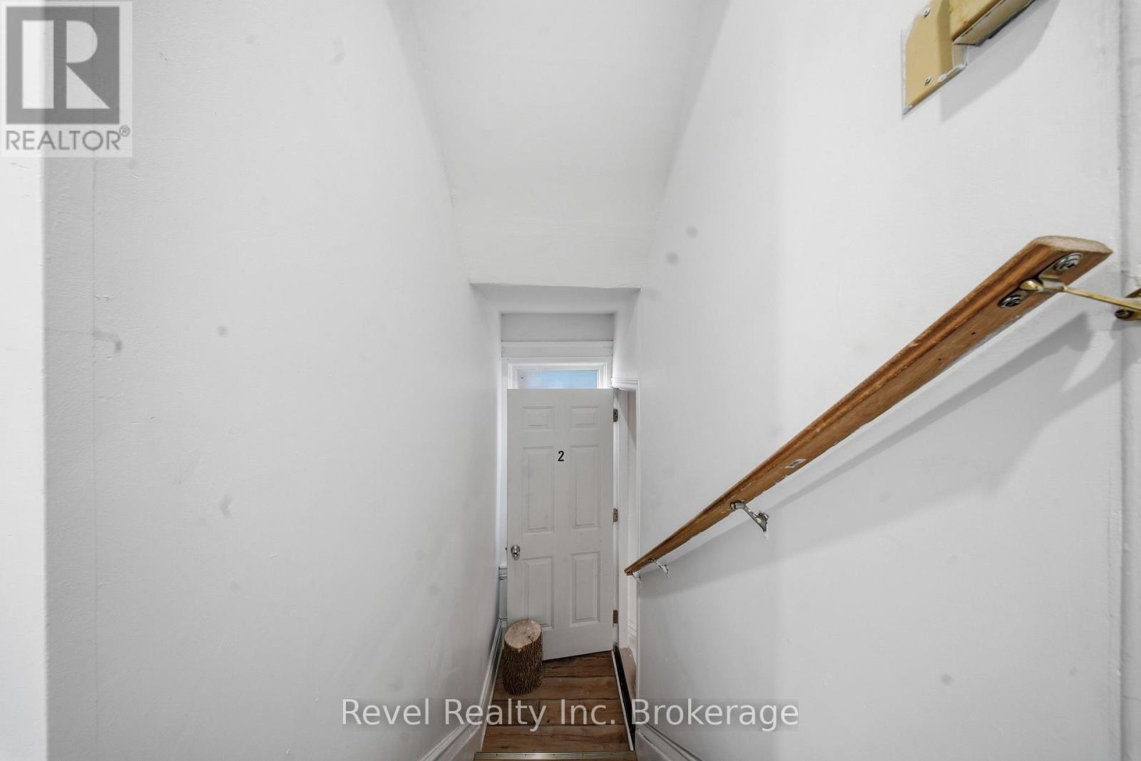 517 FISHER STREET S - 2
