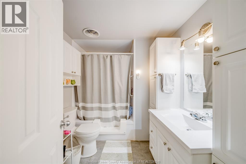 110 BROOKS BOULEVARD - 30
