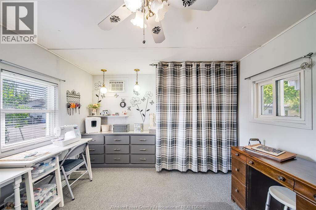 110 BROOKS BOULEVARD - 33