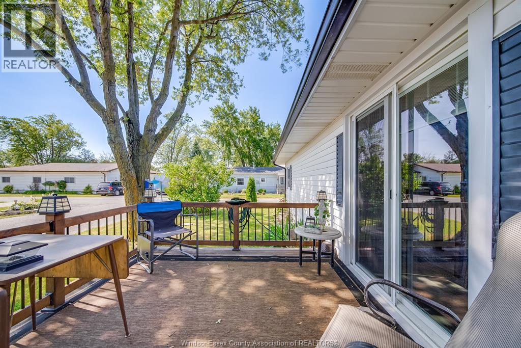 110 BROOKS BOULEVARD - 41