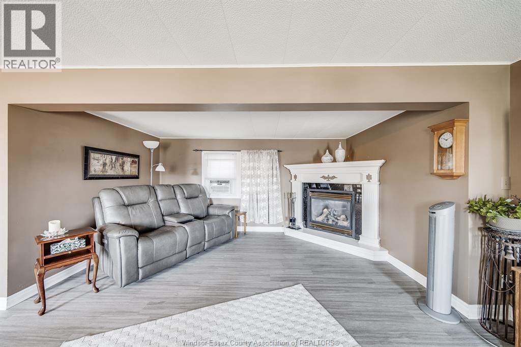 110 BROOKS BOULEVARD - 6
