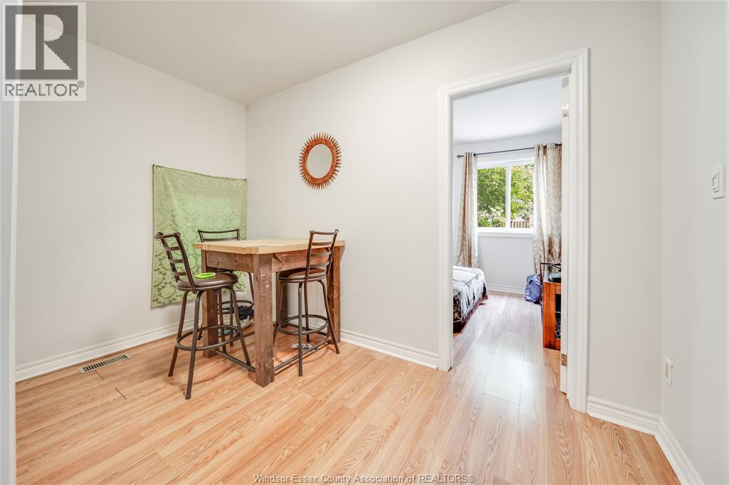 1626 ALBERT - Image 10
