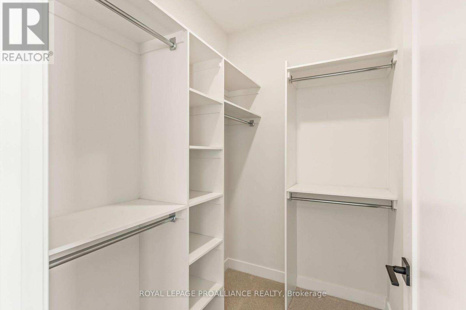 1043 MOORE STREET - 16