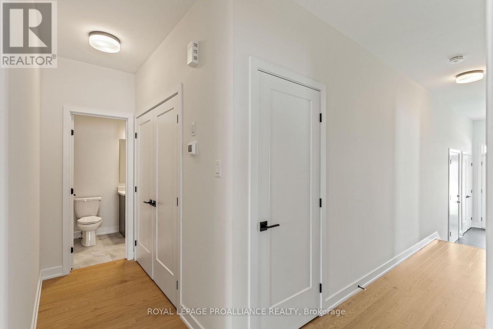 1043 MOORE STREET - Image 17
