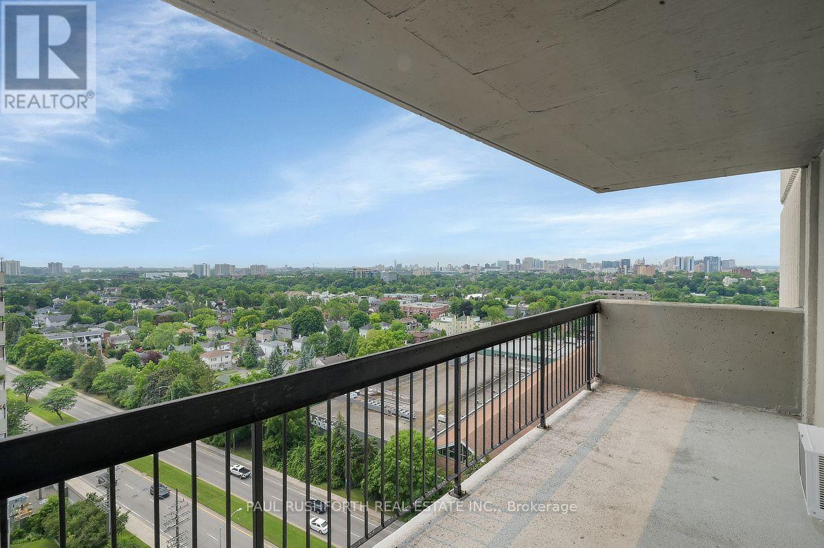 2 Bed, 1 Bath House for Sale in Ottawa – 1702 – 158 B MCARTHUR AVENUE, Ottawa – MLS# X13575910 - Image 41