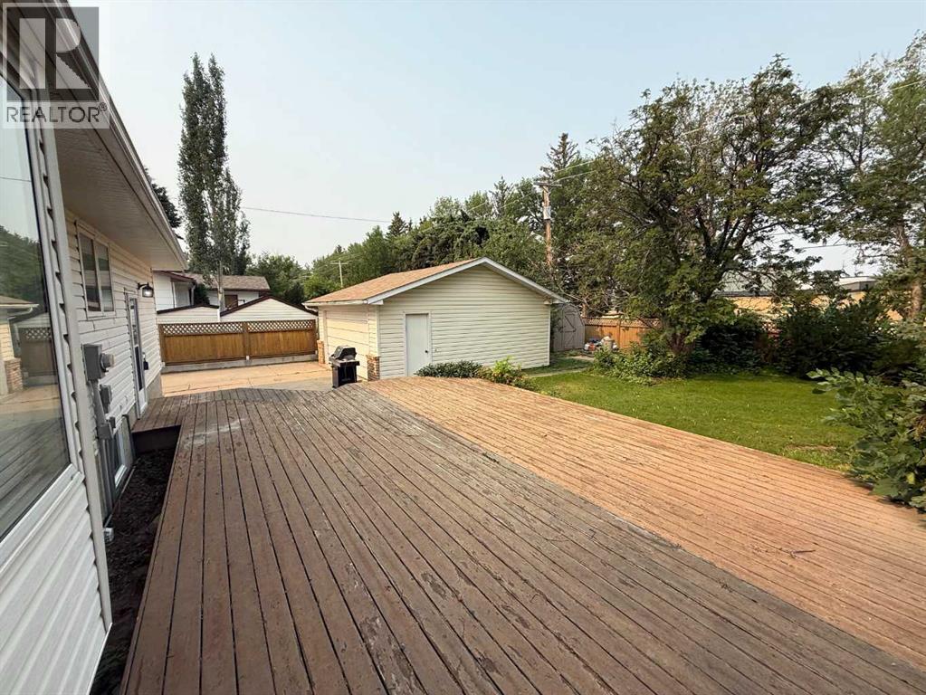 443 3 Street E - Image 5