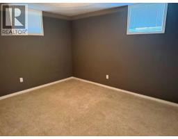 443 3 Street E, Brooks, AB T1R0G5 Photo 25