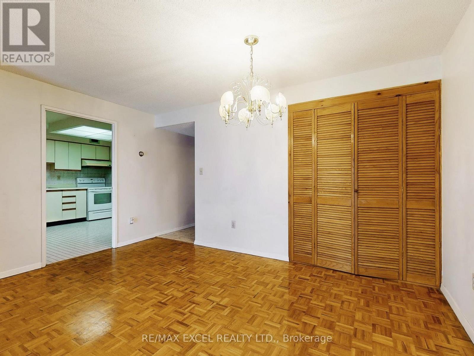 #406 188 SPADINA AVENUE - 4