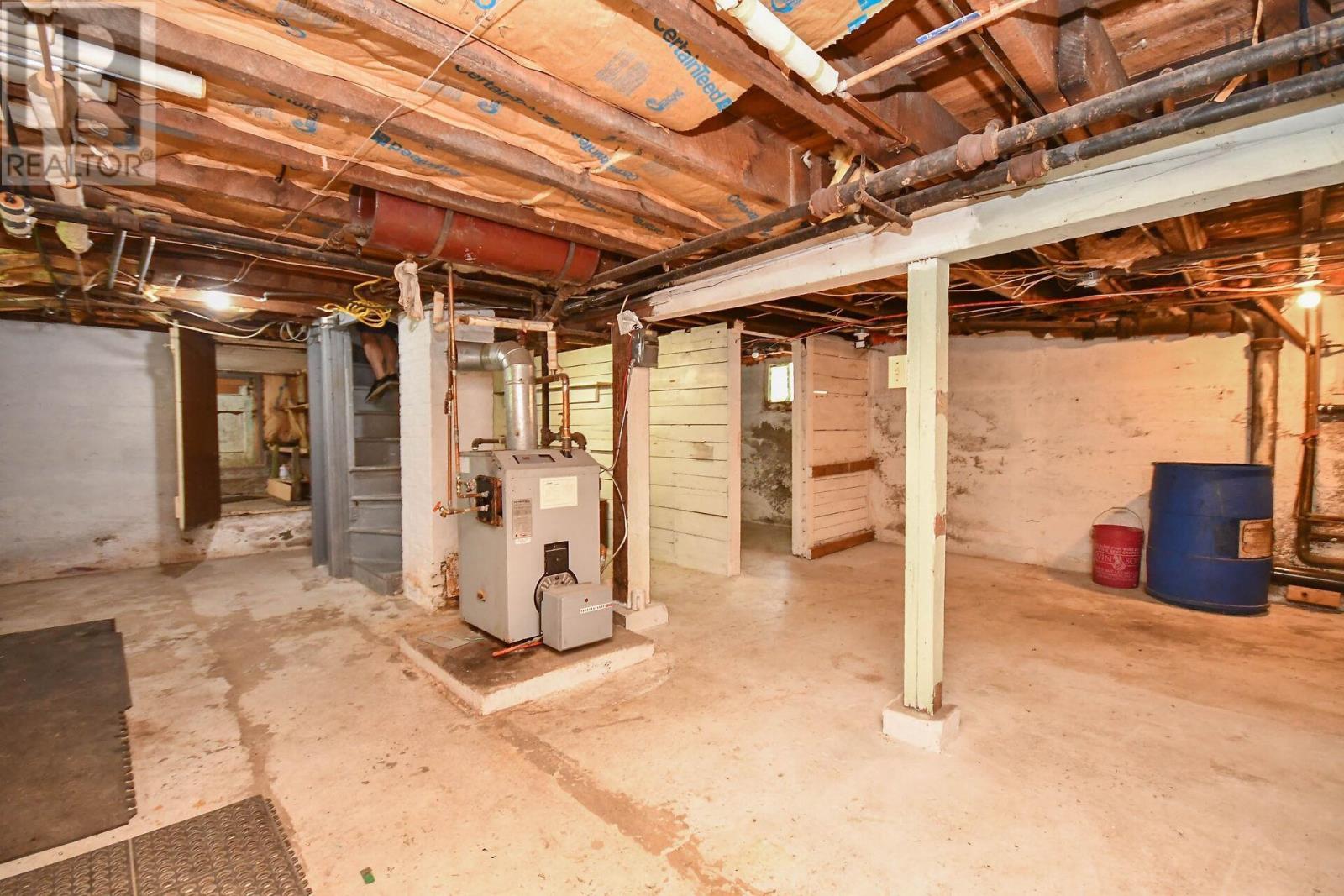 Property 35 of 49 of 6285 Willow Street