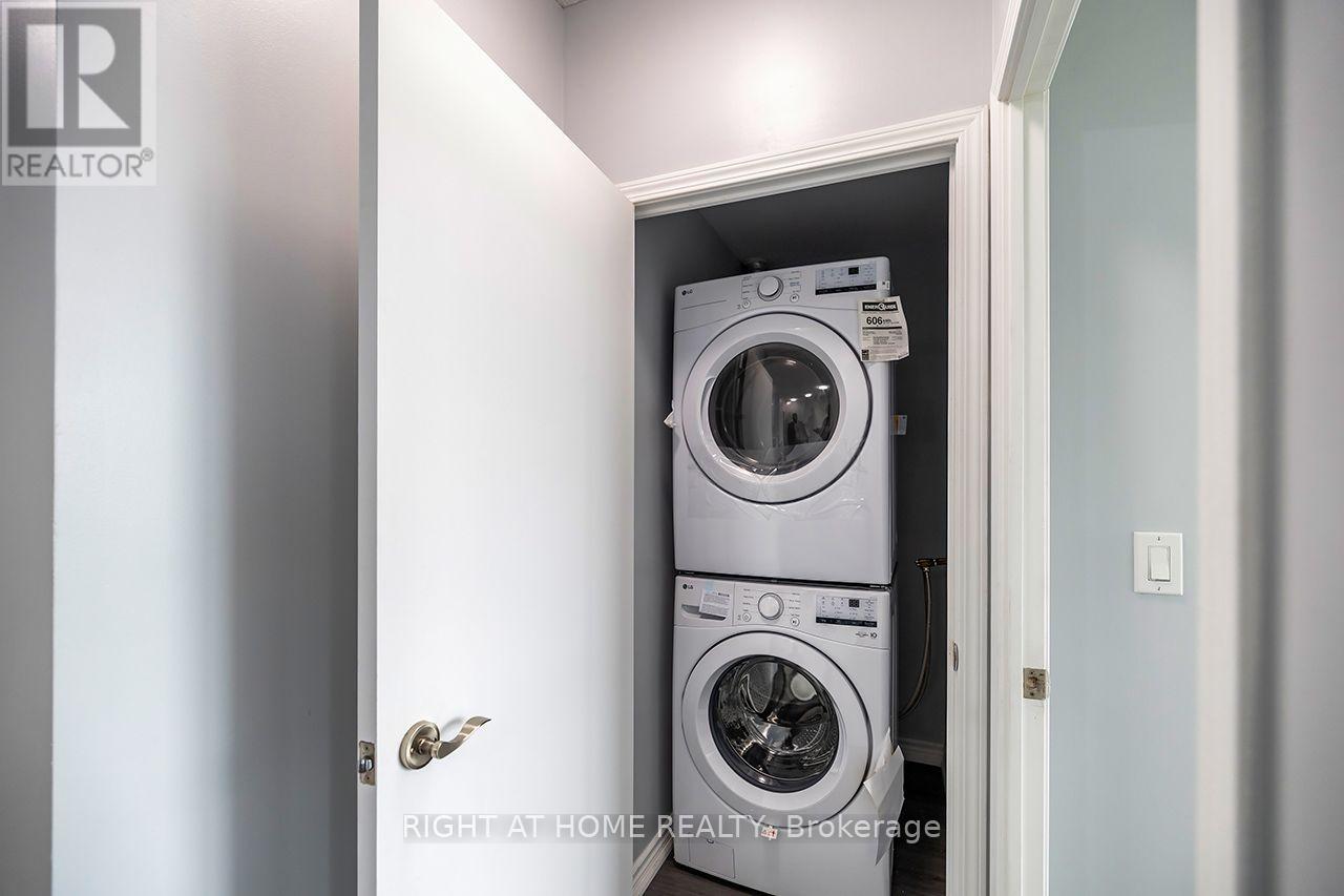 #PH11 3650 KINGSTON ROAD - 25