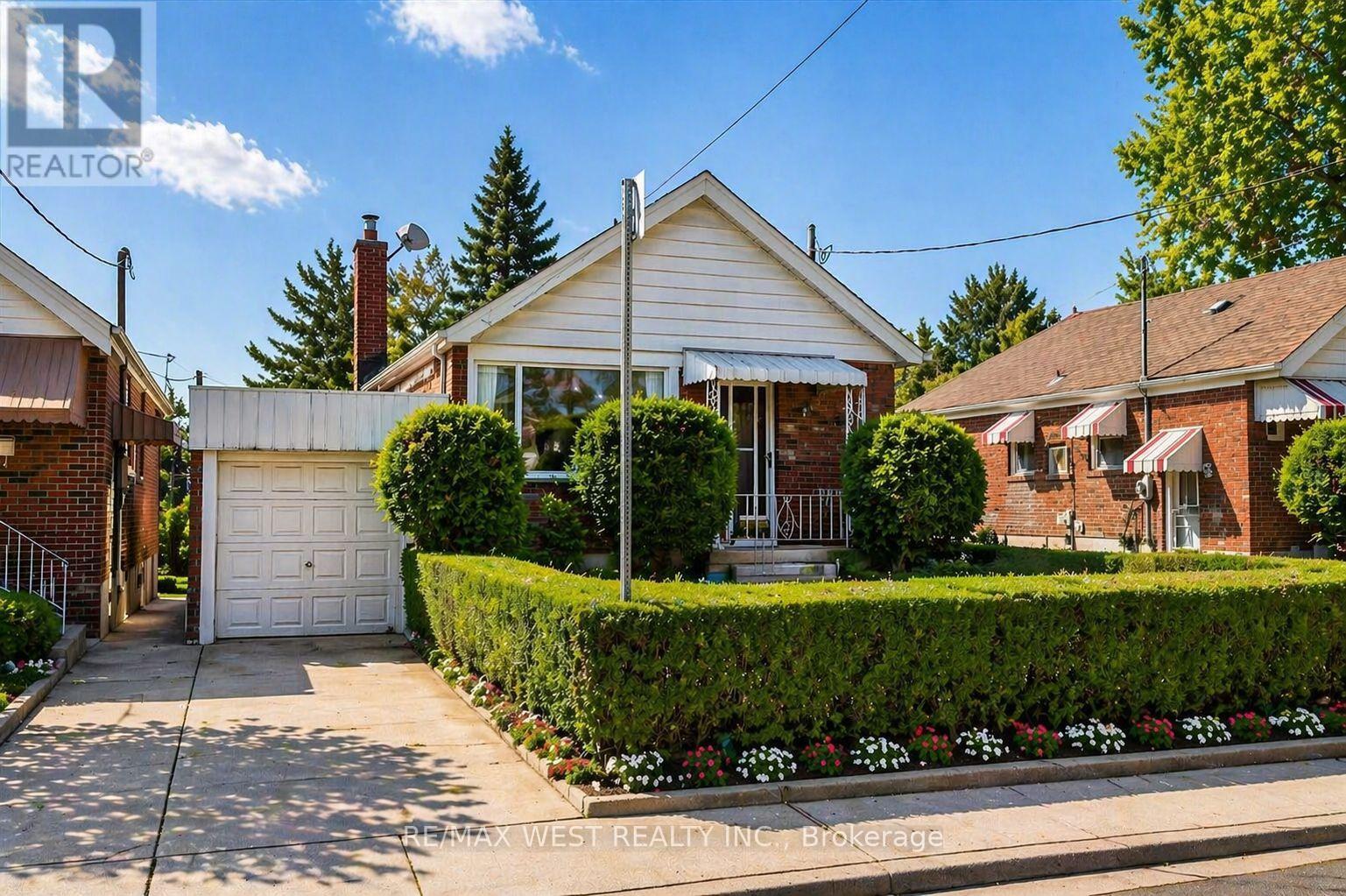 5 DIEPPE ROAD S - 2