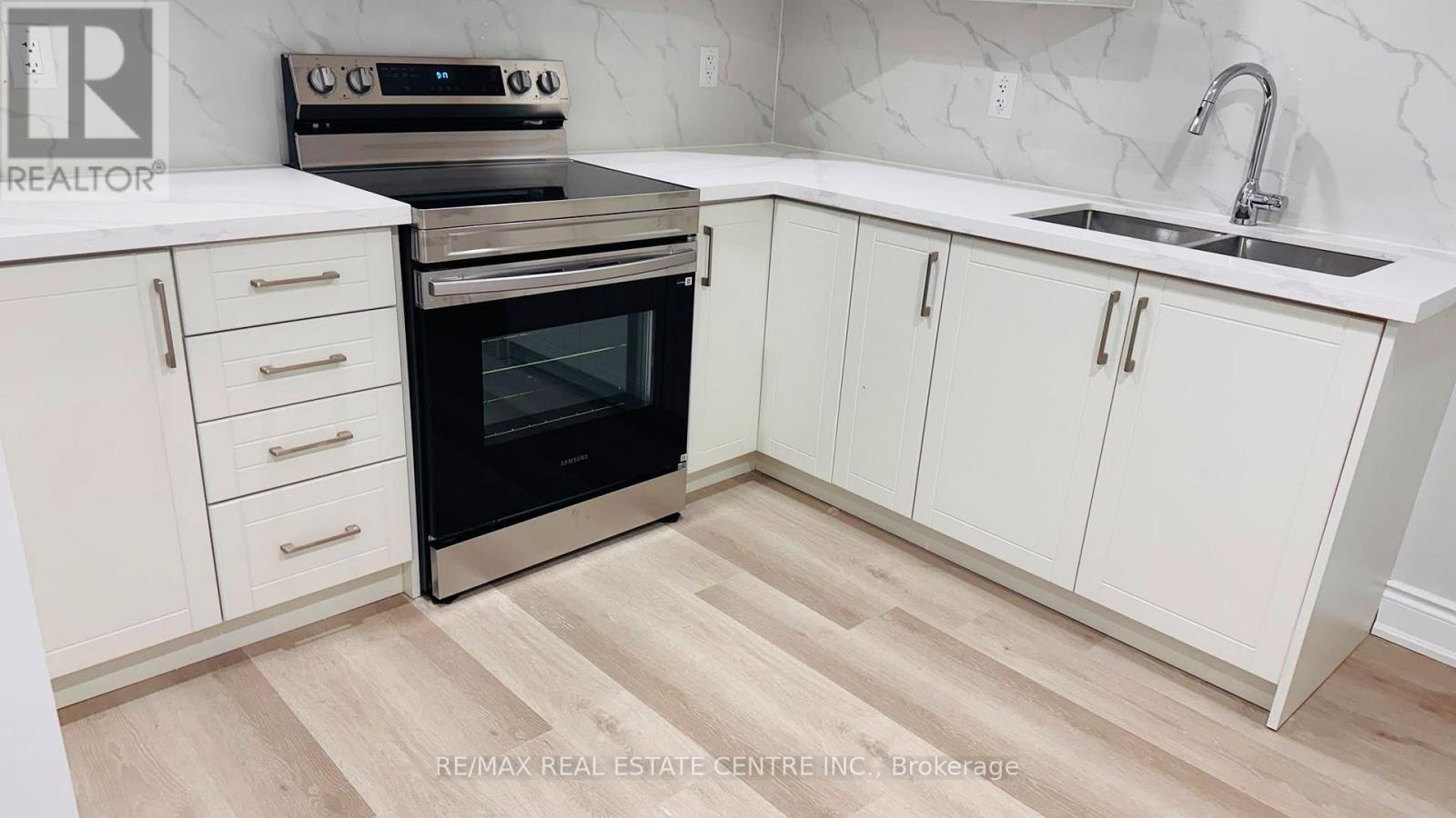 BSMT - 12 ROLLING ACRES DRIVE, Whitby (Rolling Acres) — photo 2