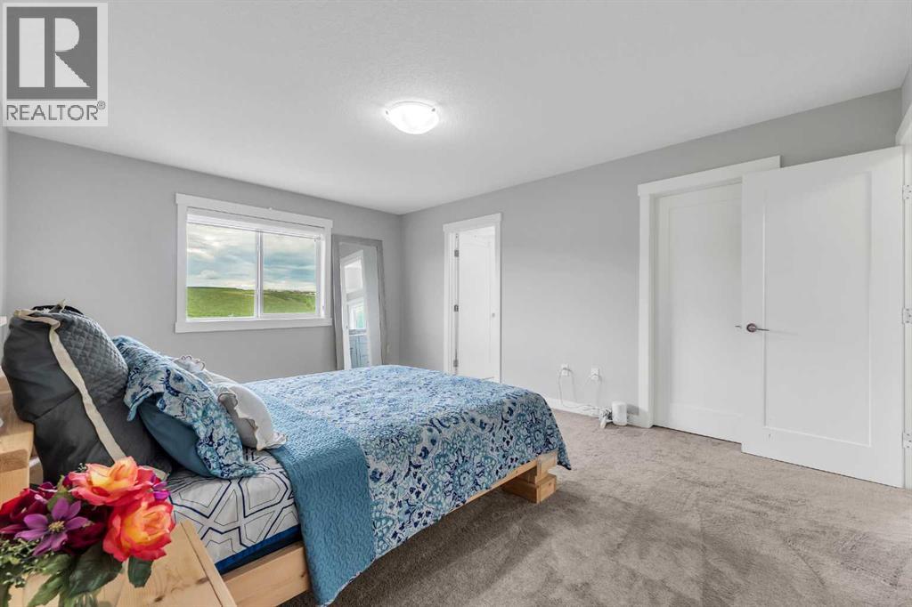 236 Nolanhurst Crescent NW - 29