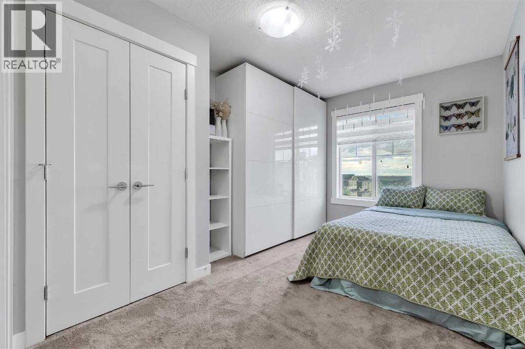 236 Nolanhurst Crescent NW - 37