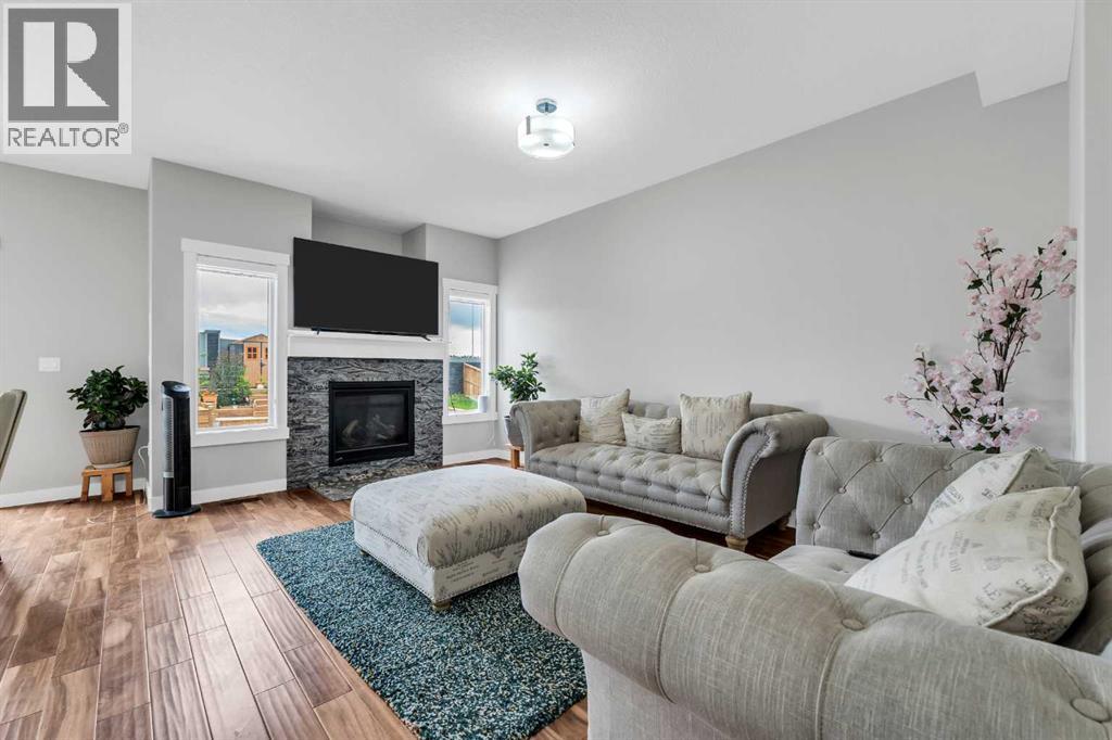 236 Nolanhurst Crescent NW - 16