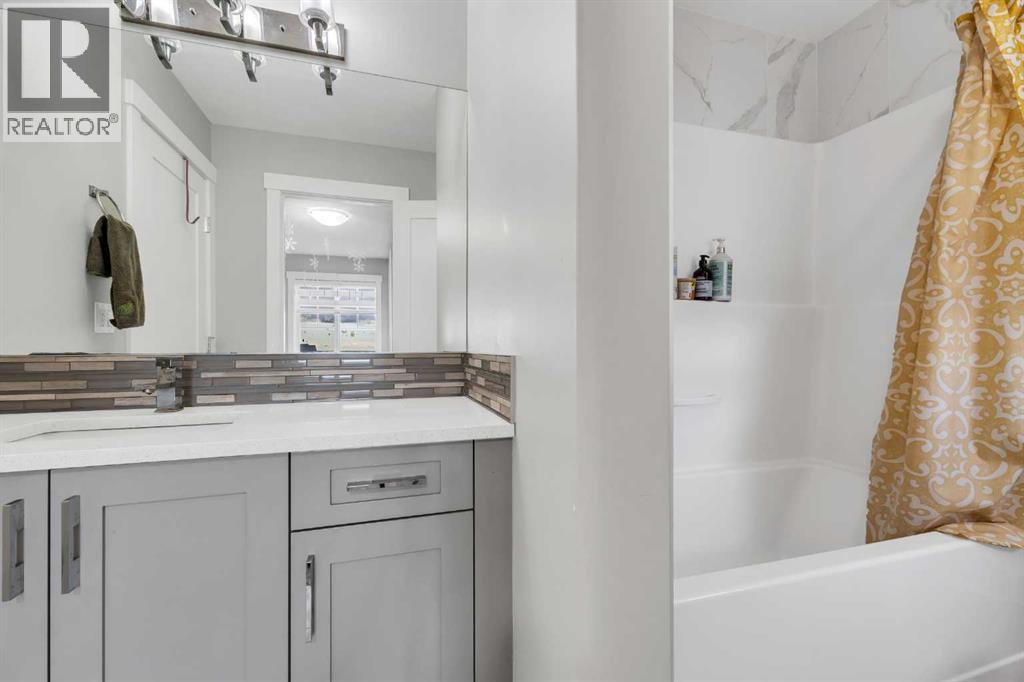 236 Nolanhurst Crescent NW - 39