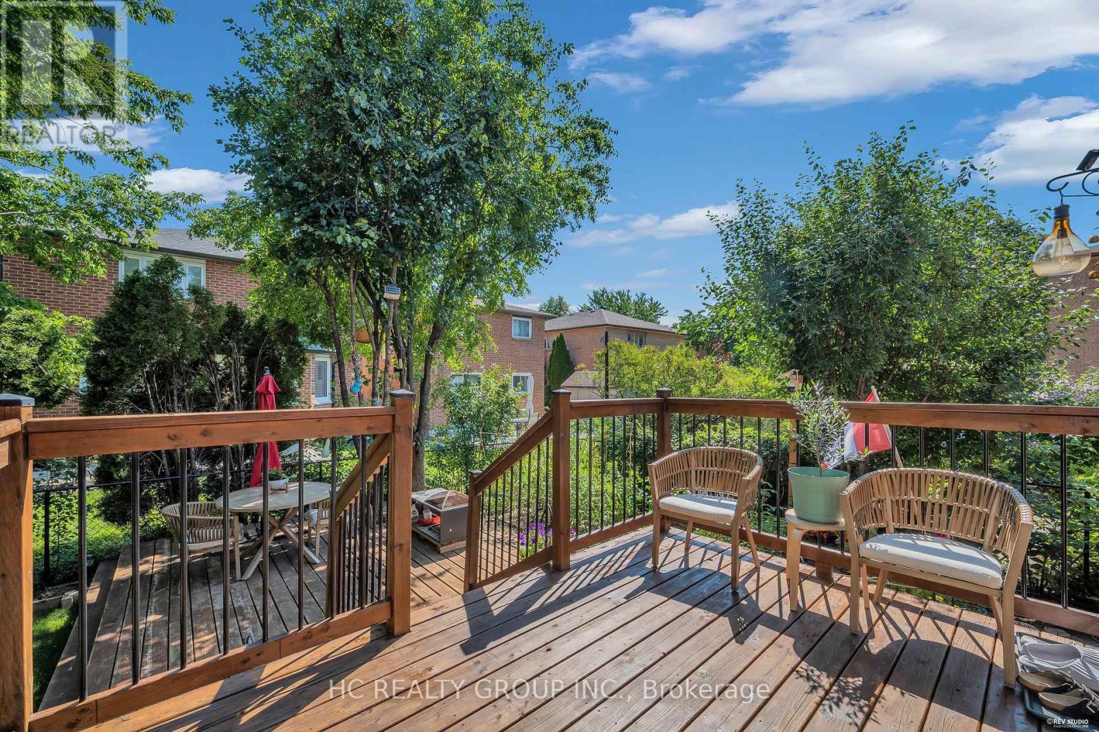 17 PUGSLEY AVENUE - 41