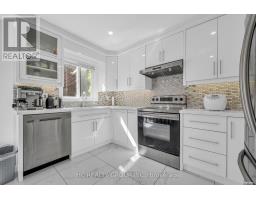 17 Pugsley Avenue, Richmond Hill, ON L4C8B6 Photo 15