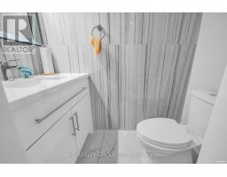 17 Pugsley Avenue, Richmond Hill, ON L4C8B6 Photo 19