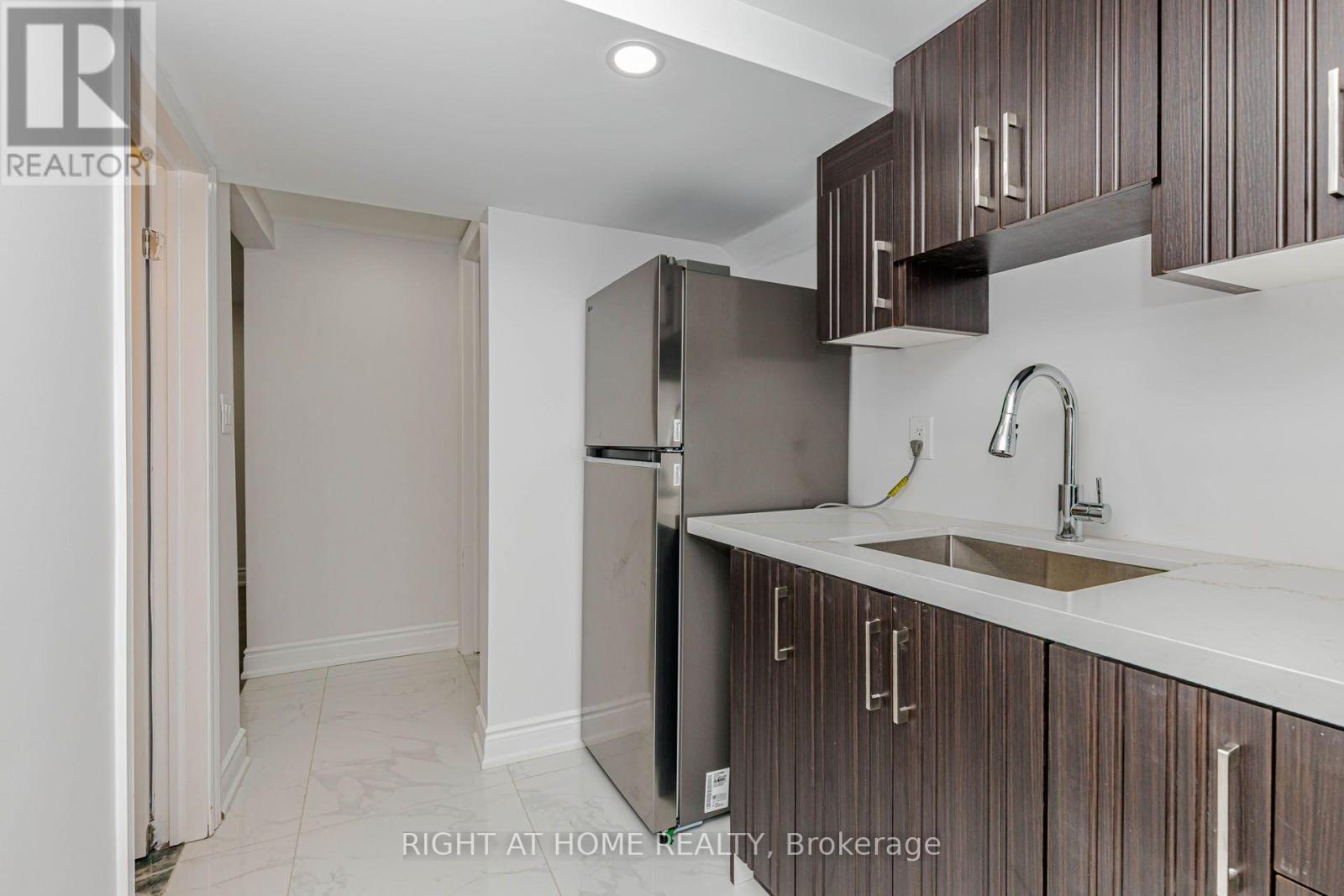 5154 NEW STREET - Image 27