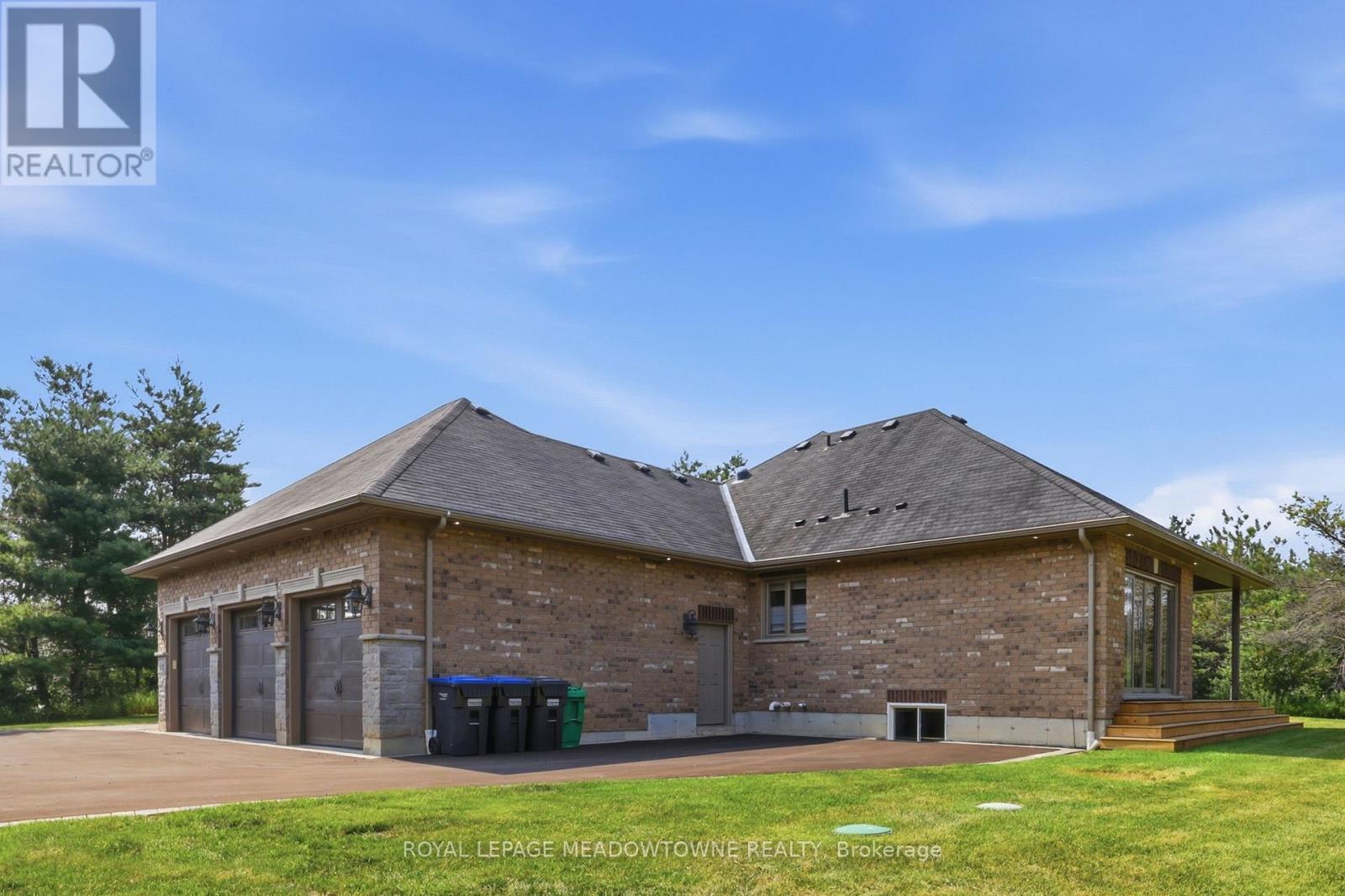 20 BUCKSTOWN TRAIL - 44