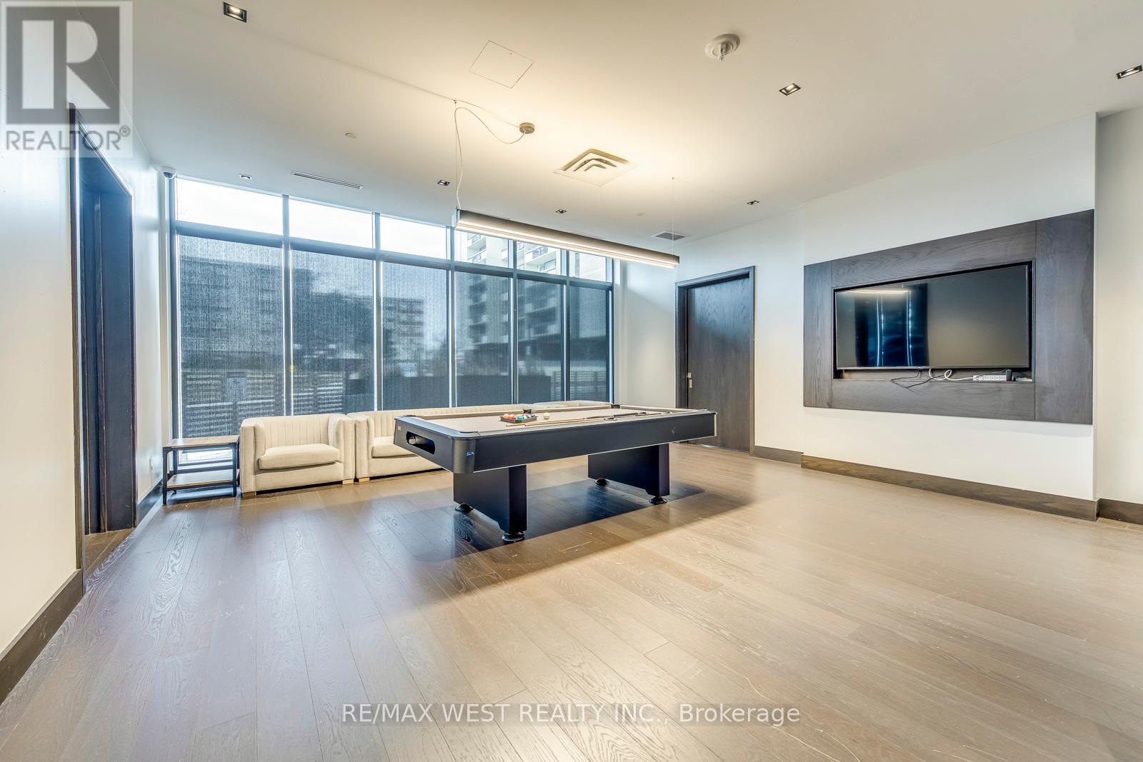 #1104 1461 LAWRENCE AVENUE W - 33