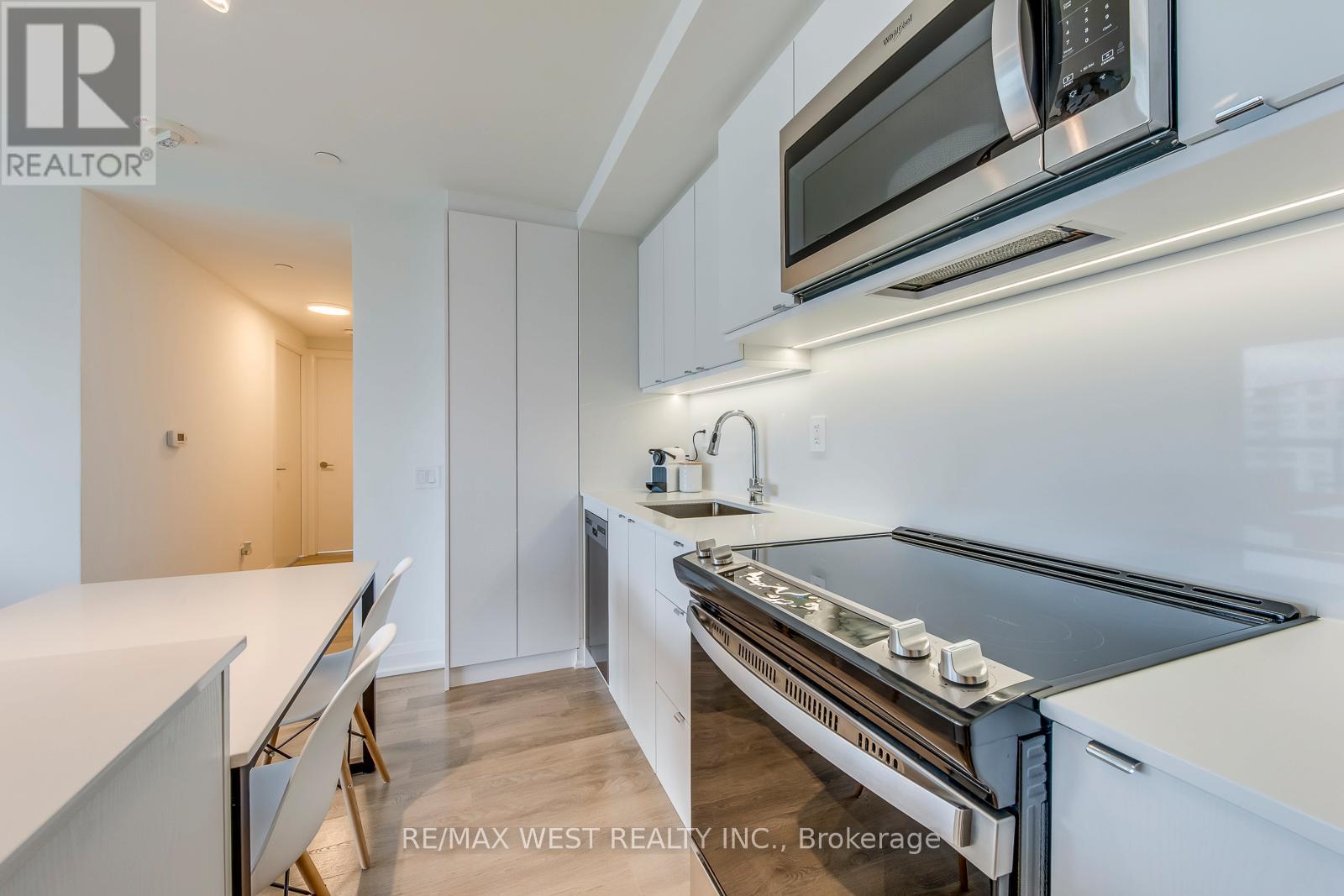 #1104 1461 LAWRENCE AVENUE W - 8