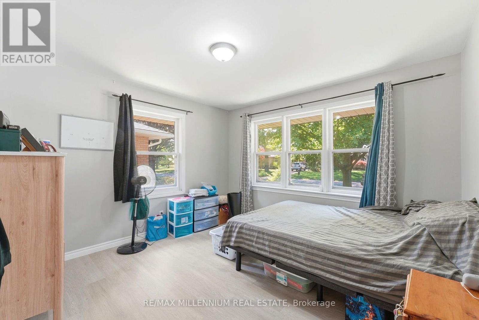 22 MONTGOMERY ROAD - 17