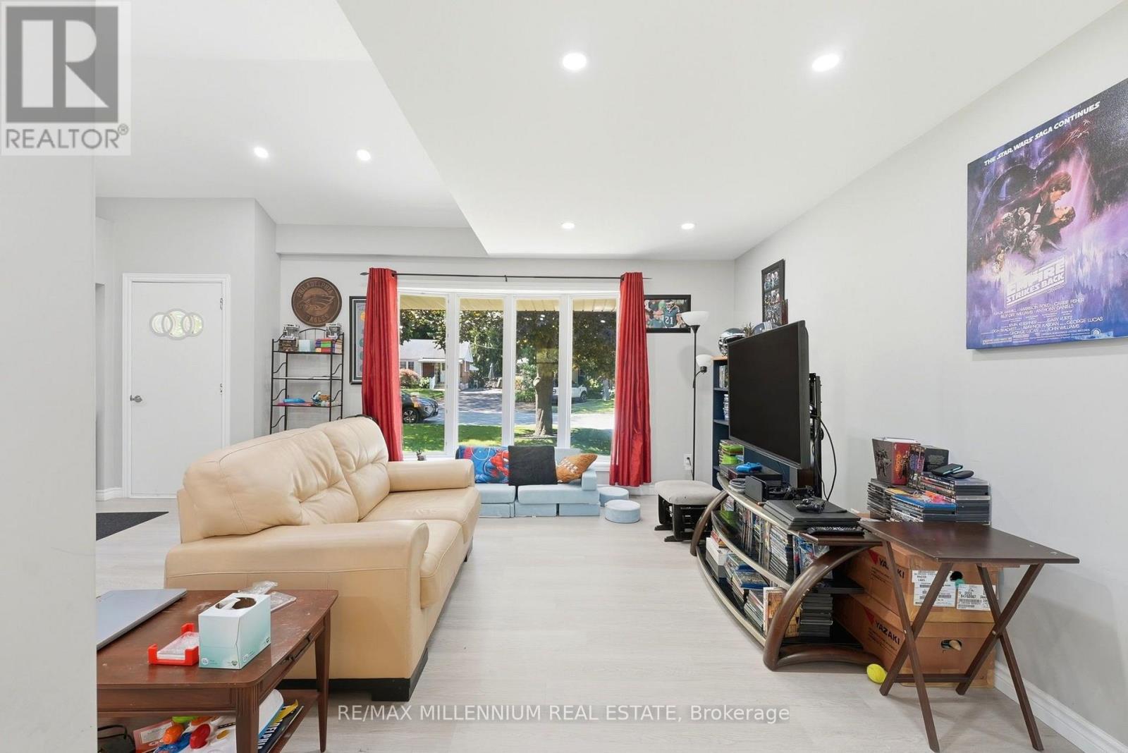 22 MONTGOMERY ROAD - 8