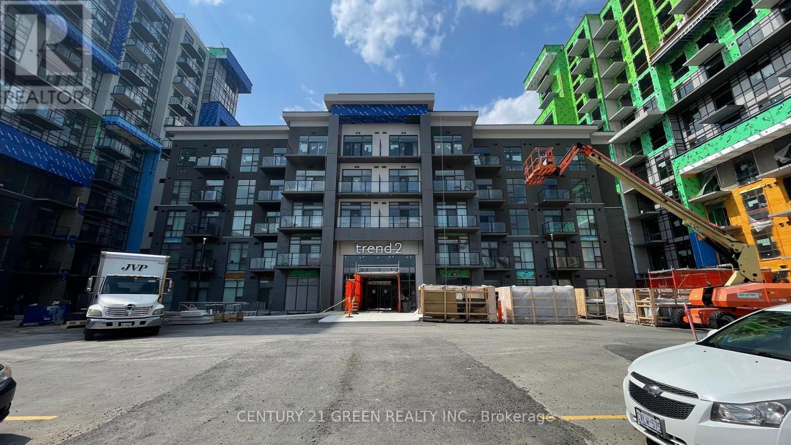 Photo of 460 Dundas Street