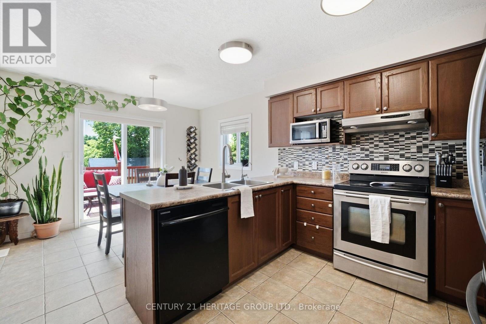 120 YATES AVENUE - 12