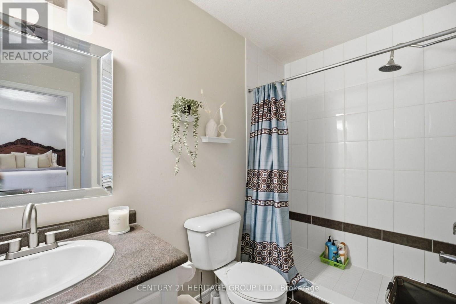 120 YATES AVENUE - 23