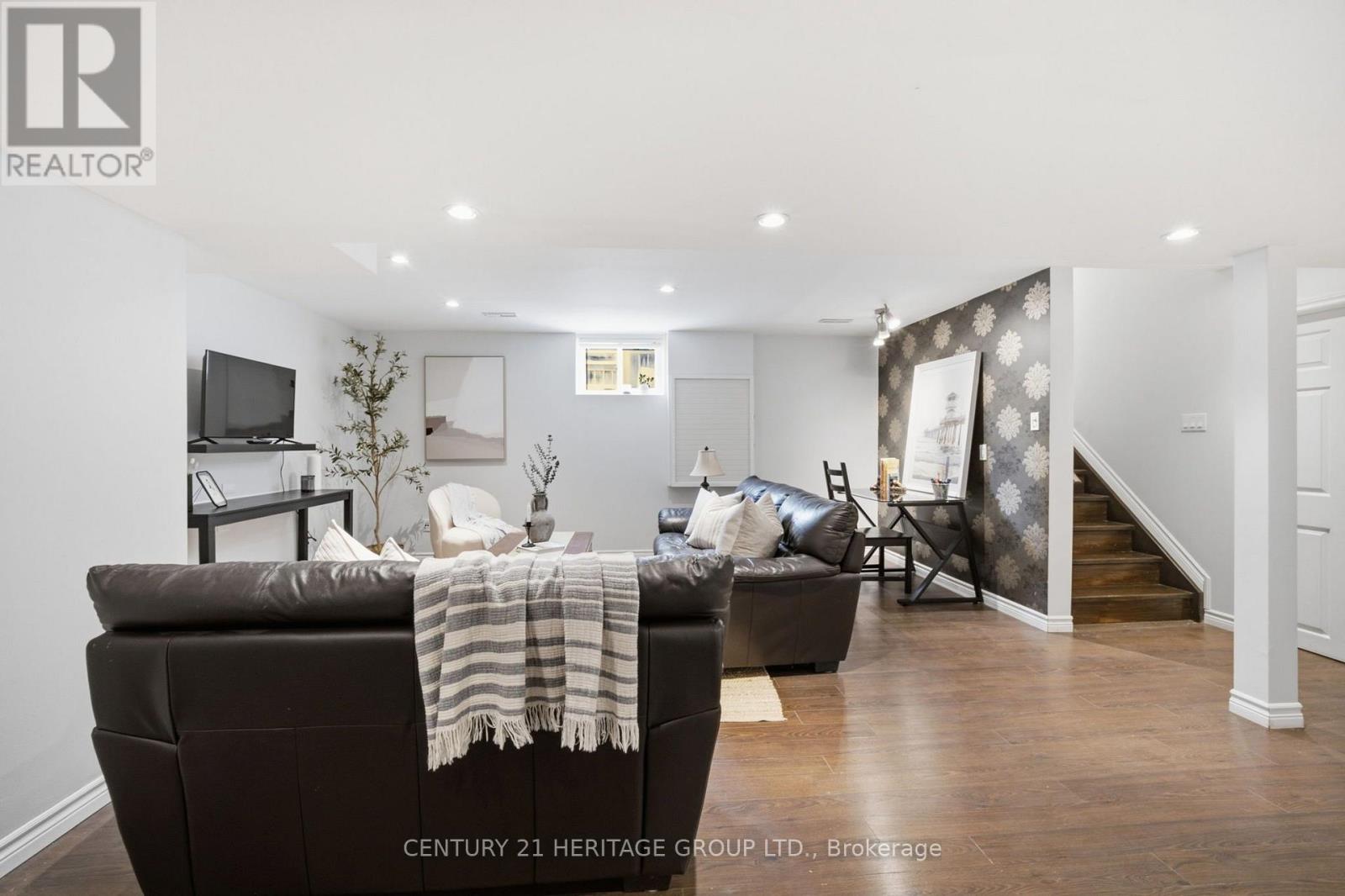 120 YATES AVENUE - 31