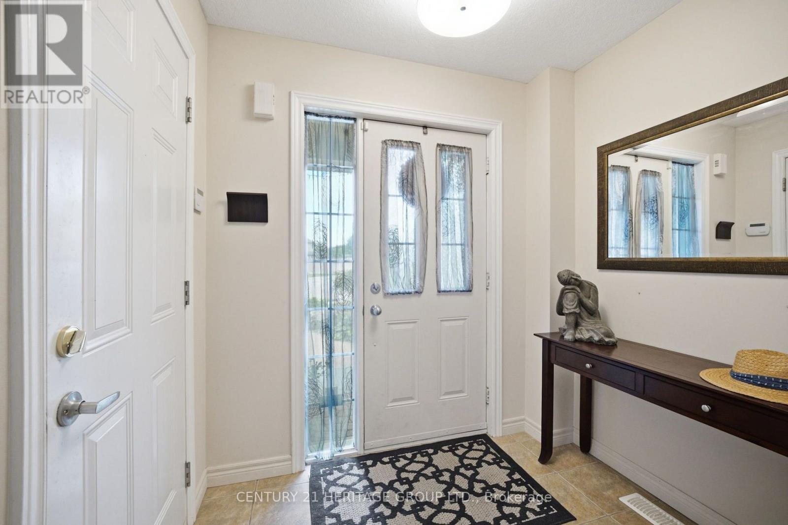 120 YATES AVENUE - 4