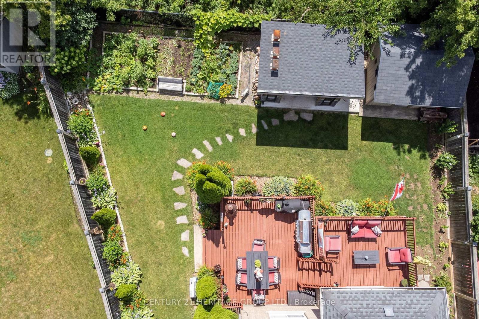 120 YATES AVENUE - 45